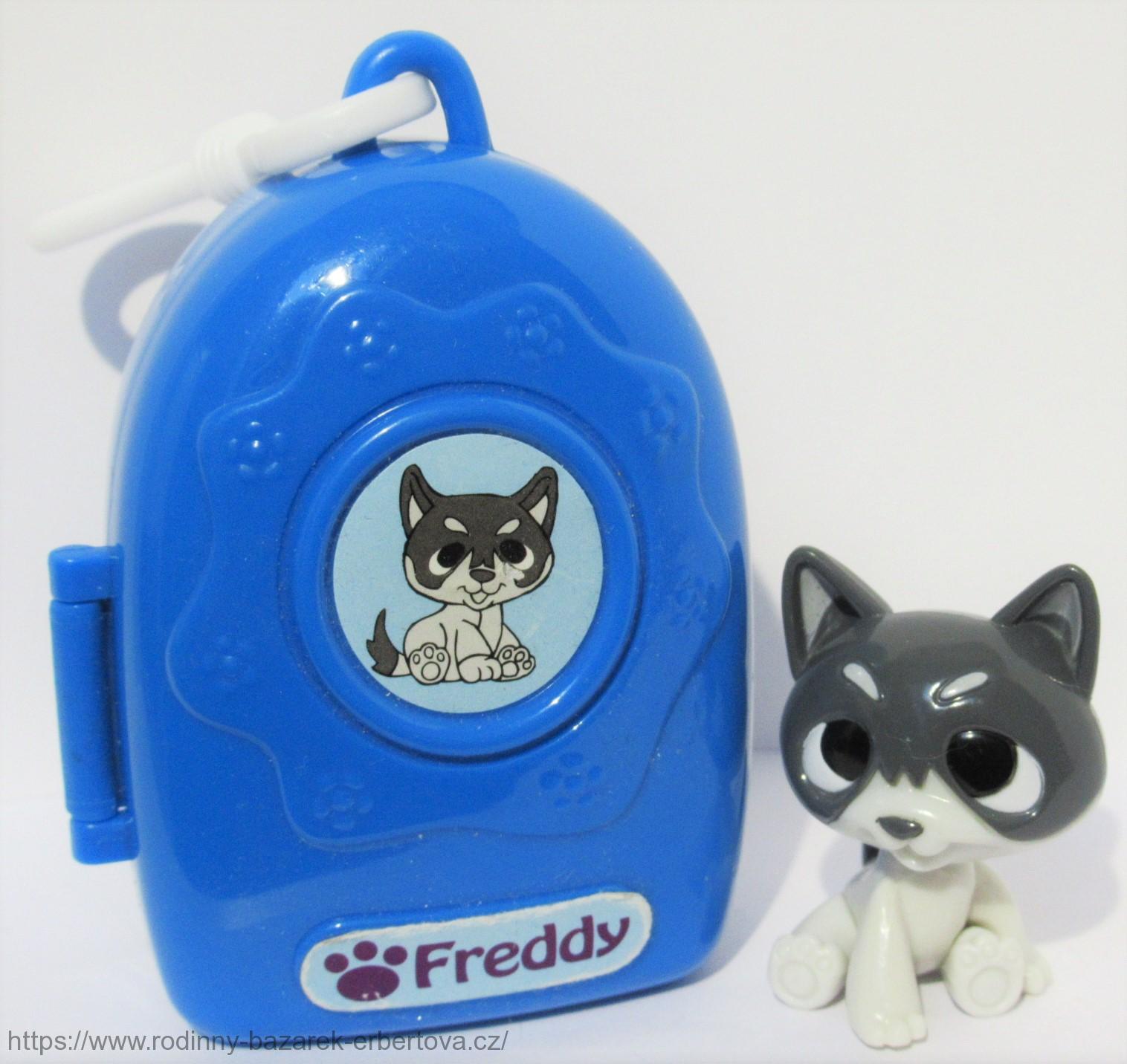 Pet Surprice mazlíček pes Freddy + krabička s karabinou