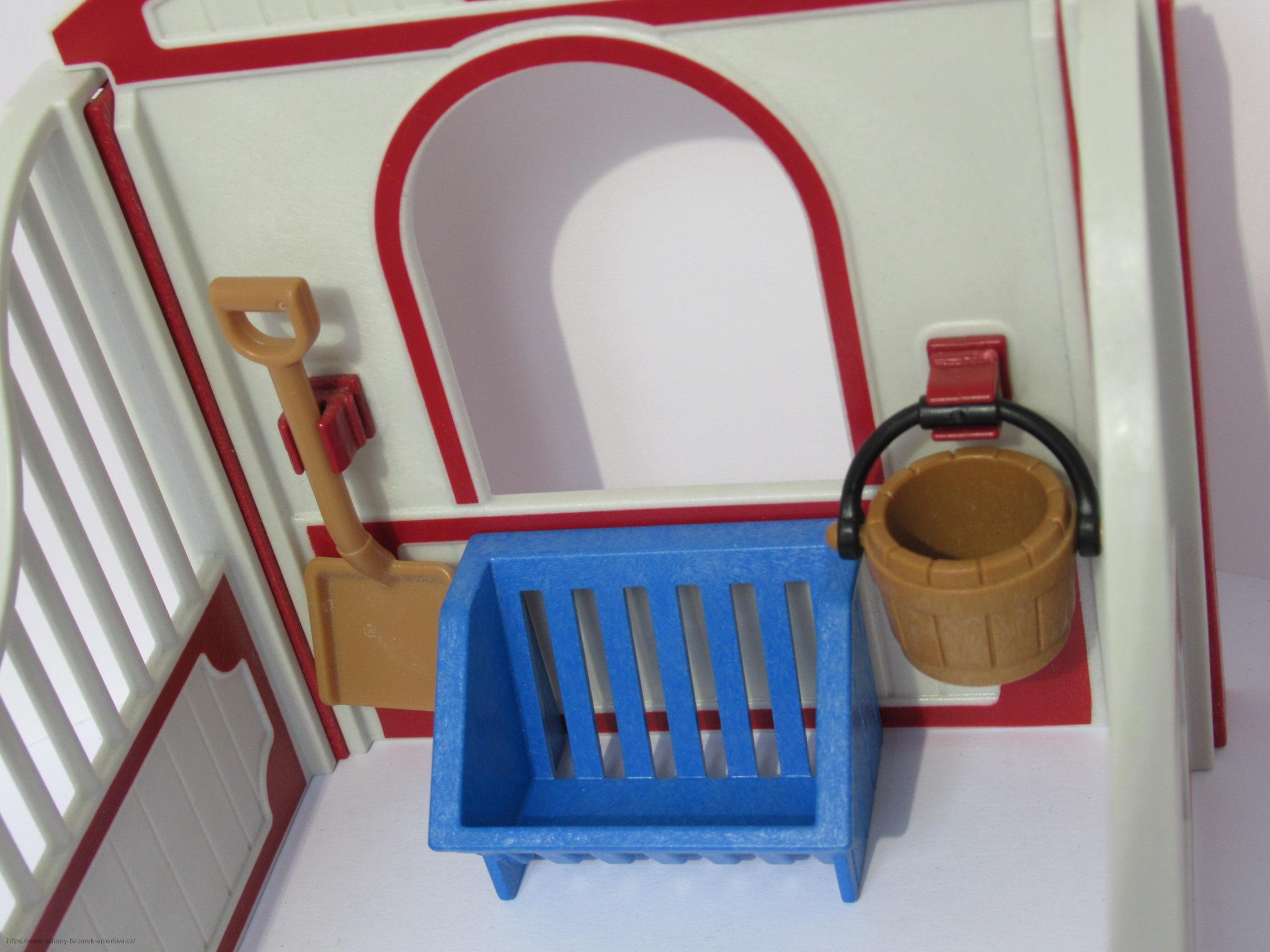 PLAYMOBIL BOX Stáj pro Koně + doplňky