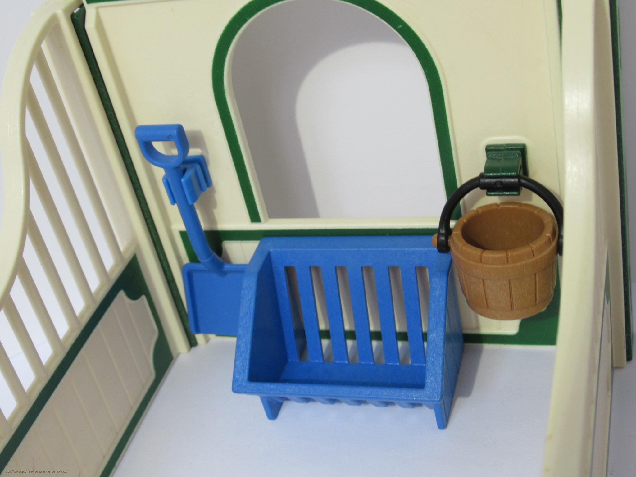 PLAYMOBIL BOX Stáj pro Koně + doplňky