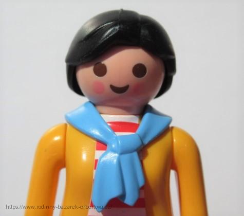 PLAYMOBIL figurka Paní bunda šátek