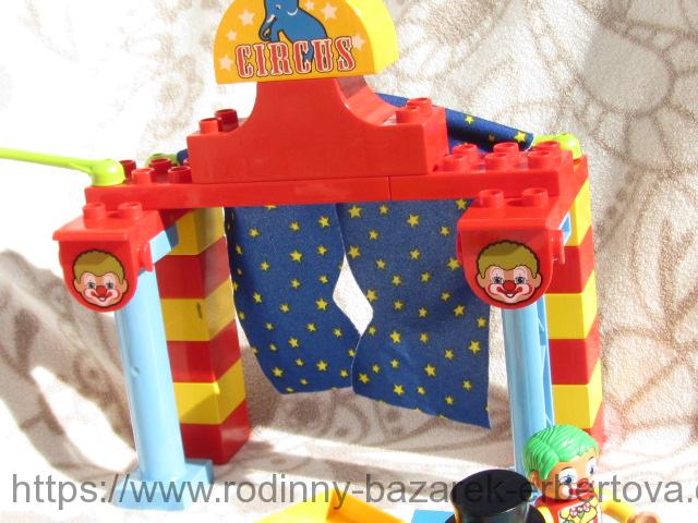 LEGO DUPLO  Cirkus + Vláček + figurka Slon Opička Principál Krasojezdkyně Klaun