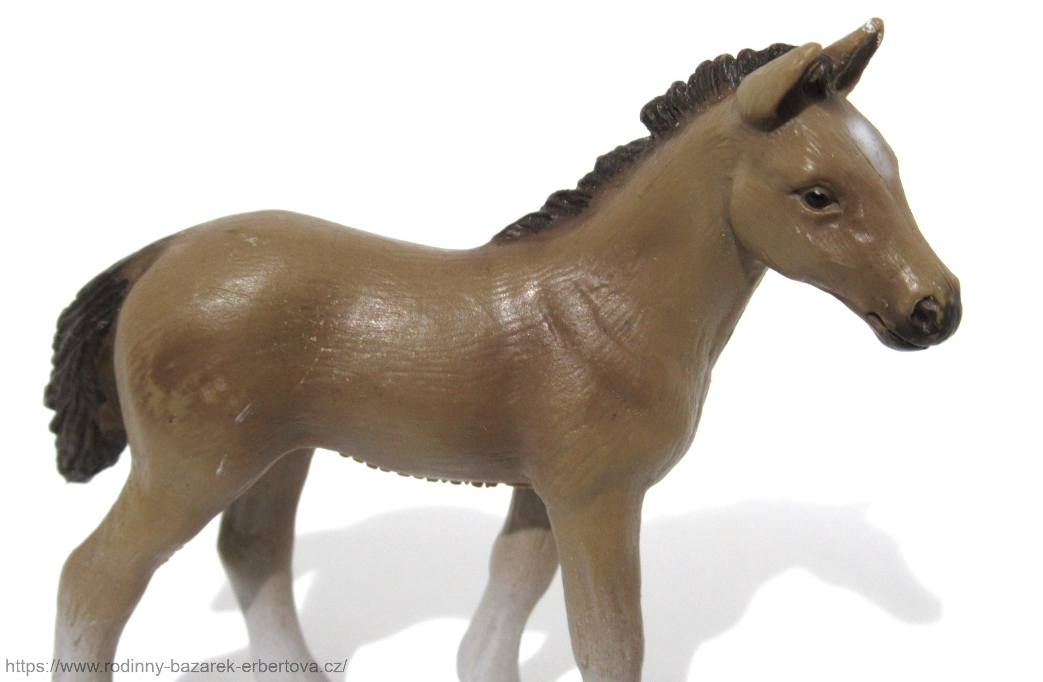 SCHLEICH figurka zvíře Kůň hříbě 7,5/7 cm
