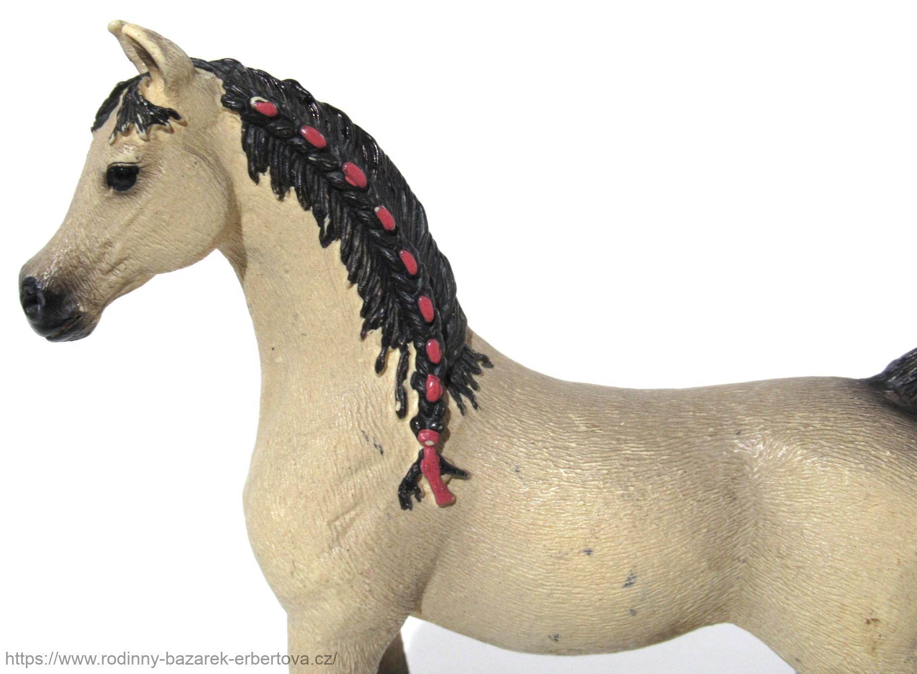 SCHLEICH figurka zvíře Kůň klisna 10/11,5 cm