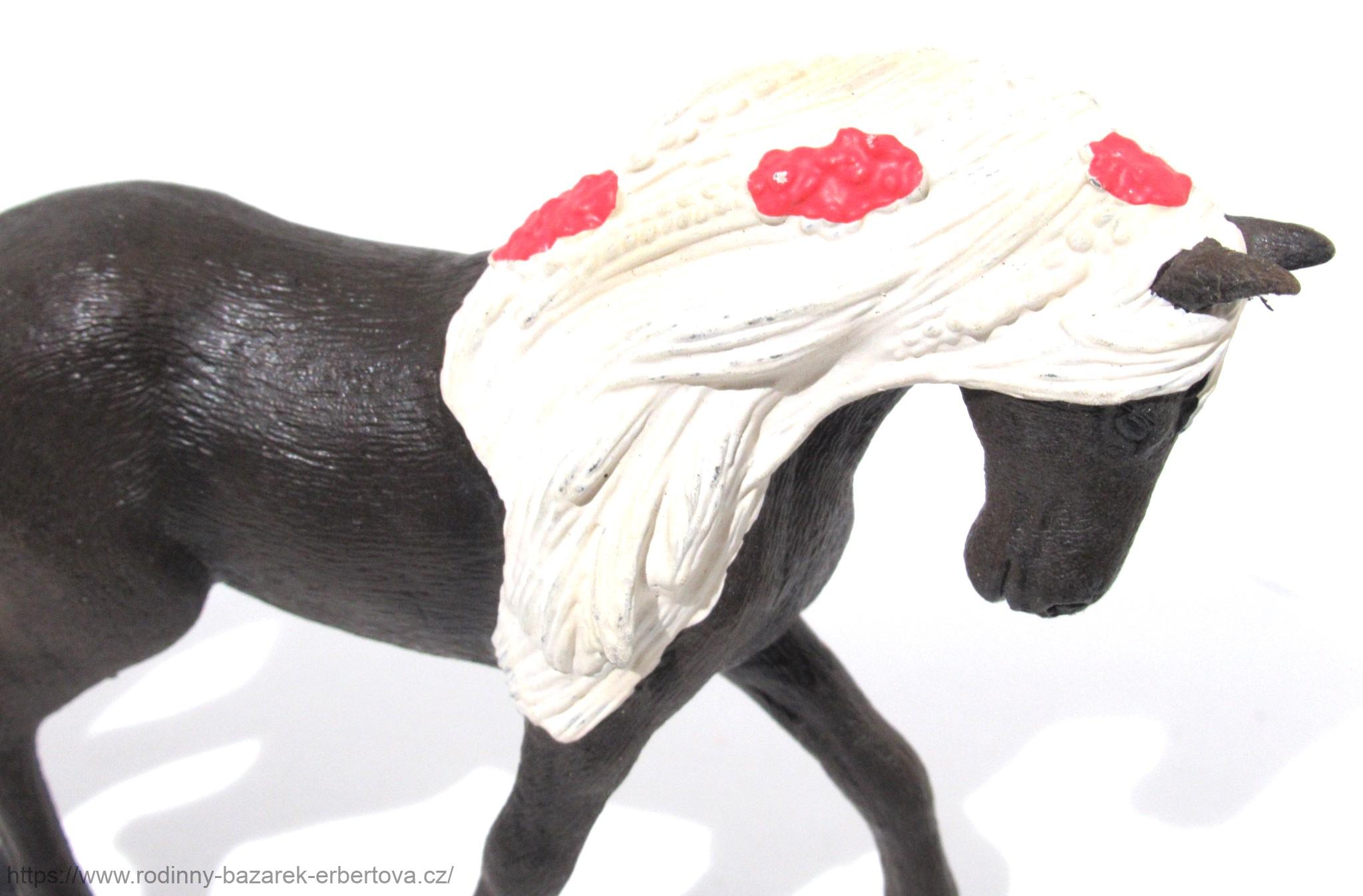 SCHLEICH figurka zvíře Kůň klisna 10/13 cm