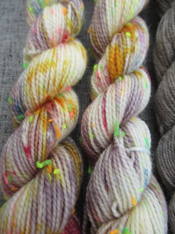 Set 120g / 6x mini přadénko Luxusní Anglická ponožková příze mix Merino Yak Neon nopky Stellia č.4