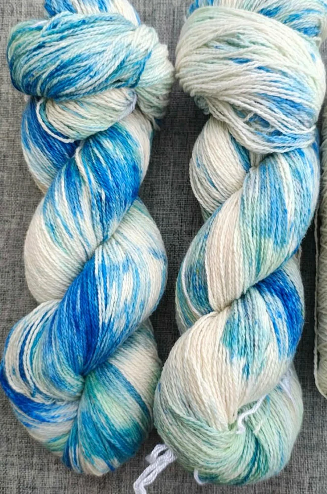 Set 400g / 2000m Italská příze 50% vlna 20% hedvábí 30% polyamid modrá mentolová mix.