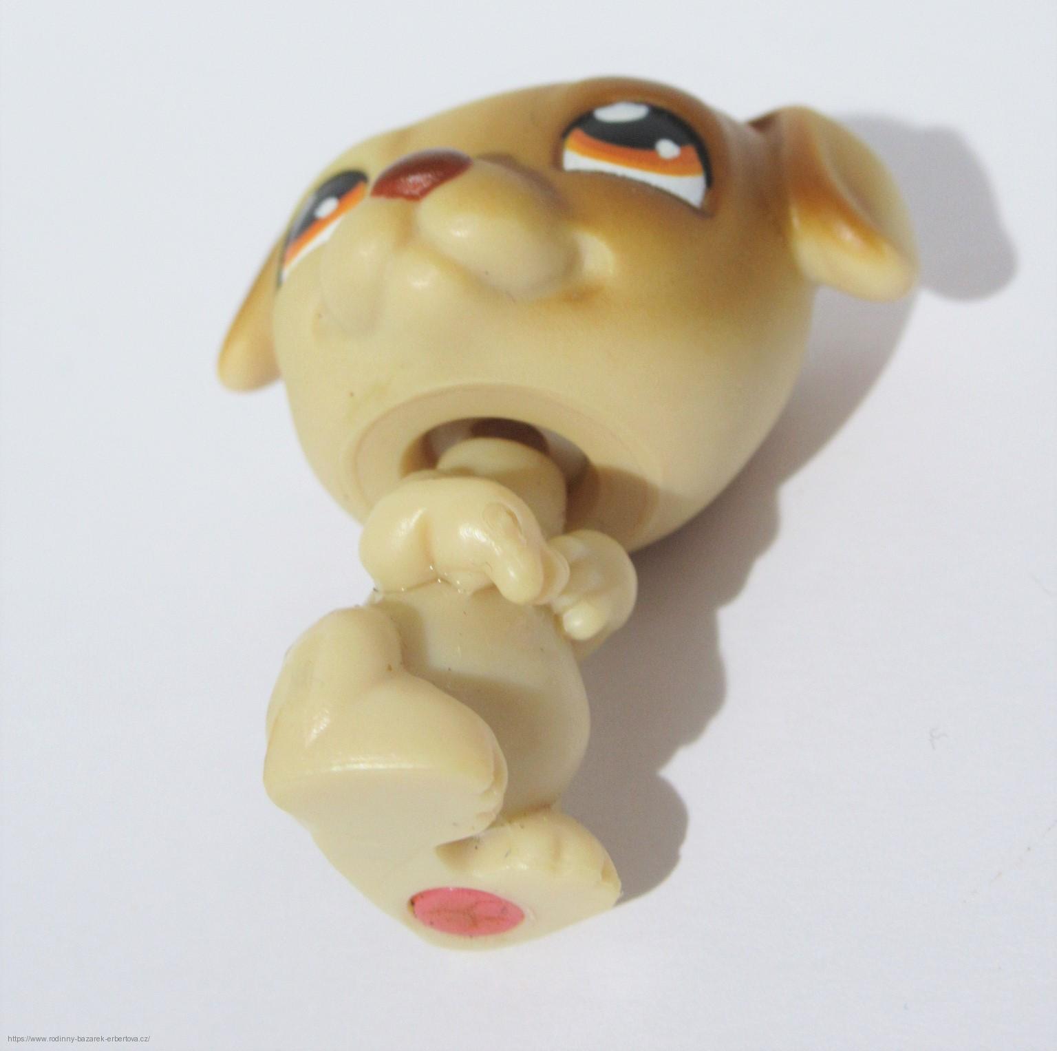 LITTLEST PET SHOP pes JR terier LPS 109 + červený magnet