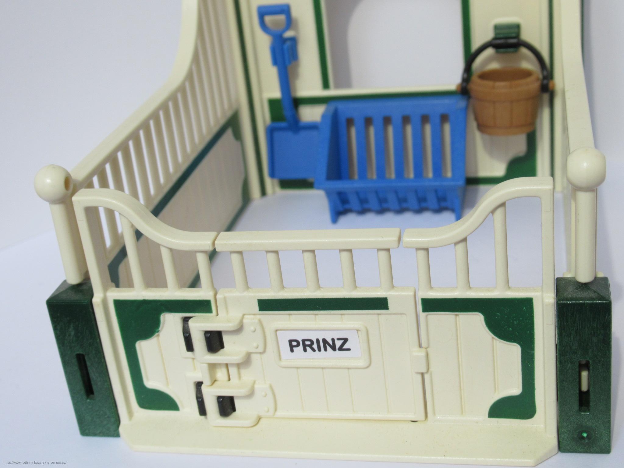 PLAYMOBIL BOX Stáj pro Koně + doplňky