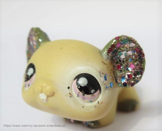 LITTLEST PET SHOP myšička myš LPS 115 + červený magnet