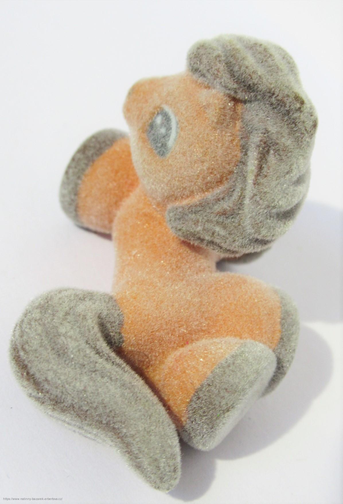 Simba FILLY kůň koníček Poník z Beach Party - Flash