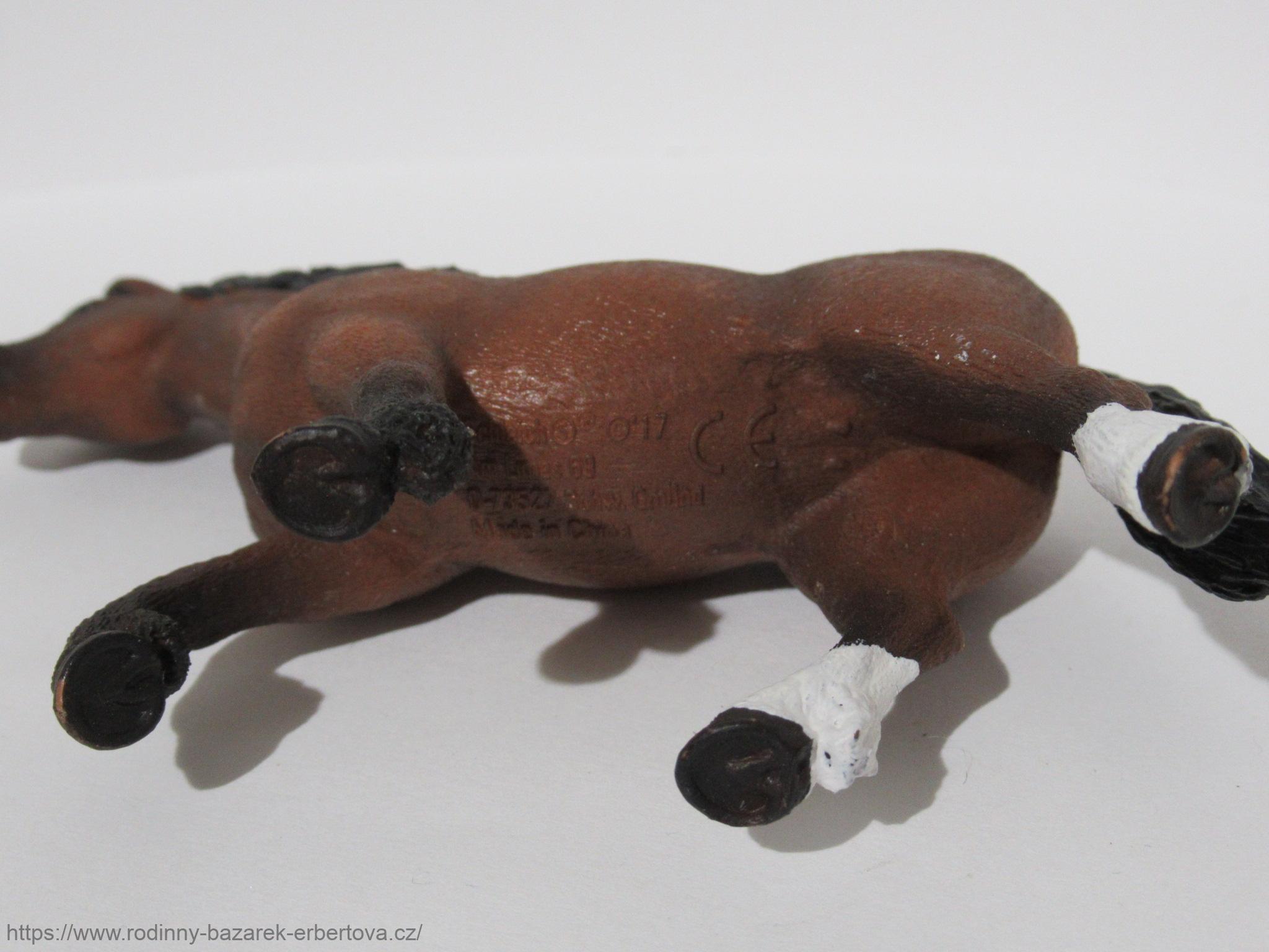SCHLEICH figurka zvíře Kůň klisna 8,5/11,5 cm