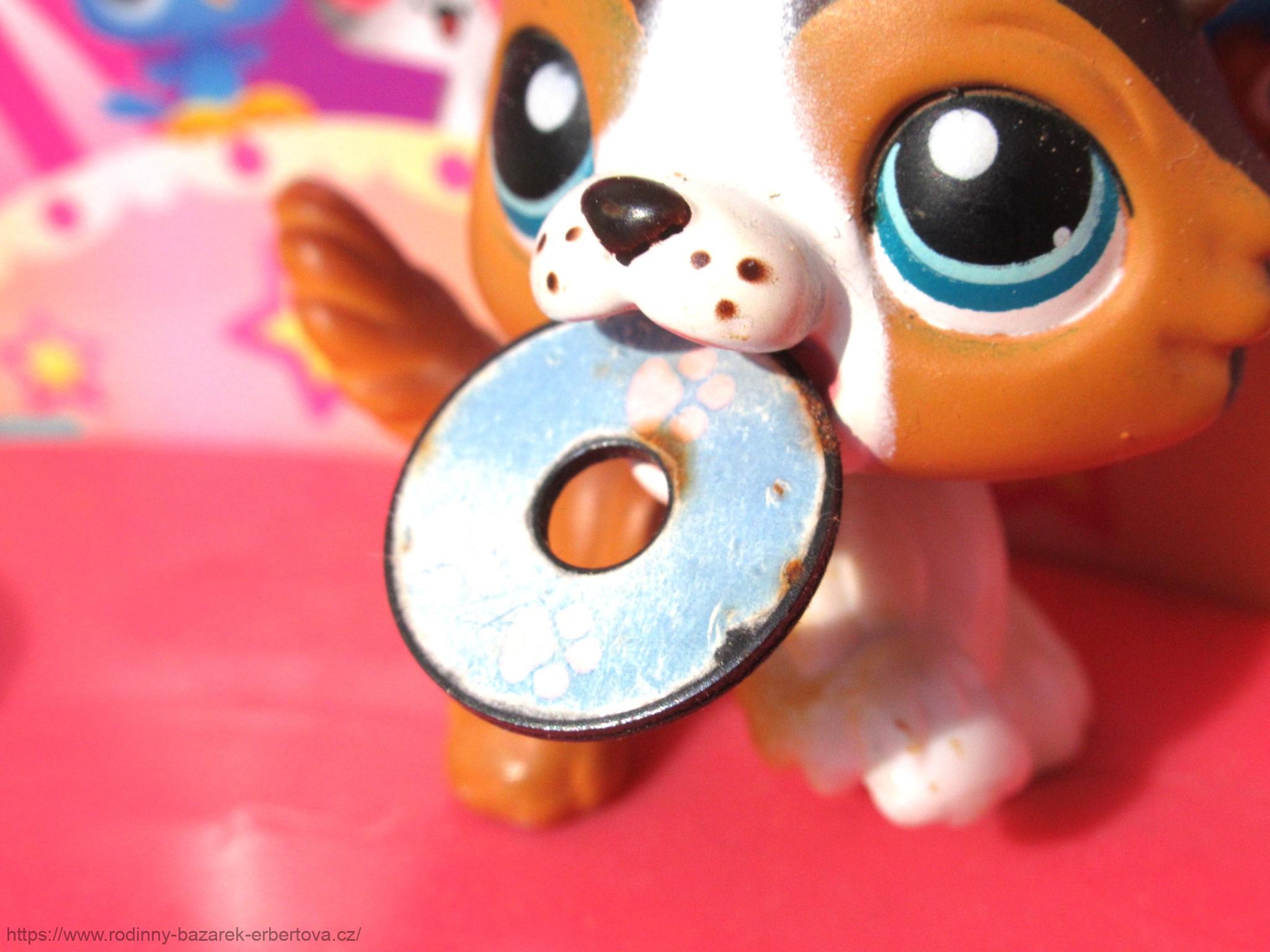 LITTLEST PET SHOP sestava cirkus podium - šapito +  pes Kolie LPS 237 ( 3 magnety)  + Mopslík