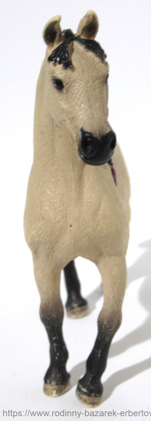 SCHLEICH figurka zvíře Kůň klisna 10/11,5 cm