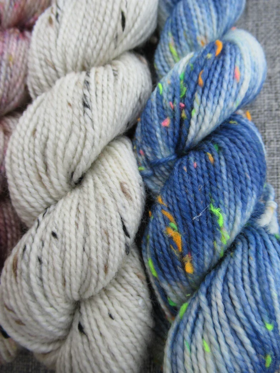 Set 120g / 6x mini přadénko Luxusní Anglická ponožková příze mix Merino Yak  Donegal Neon nopky Stellia 2b