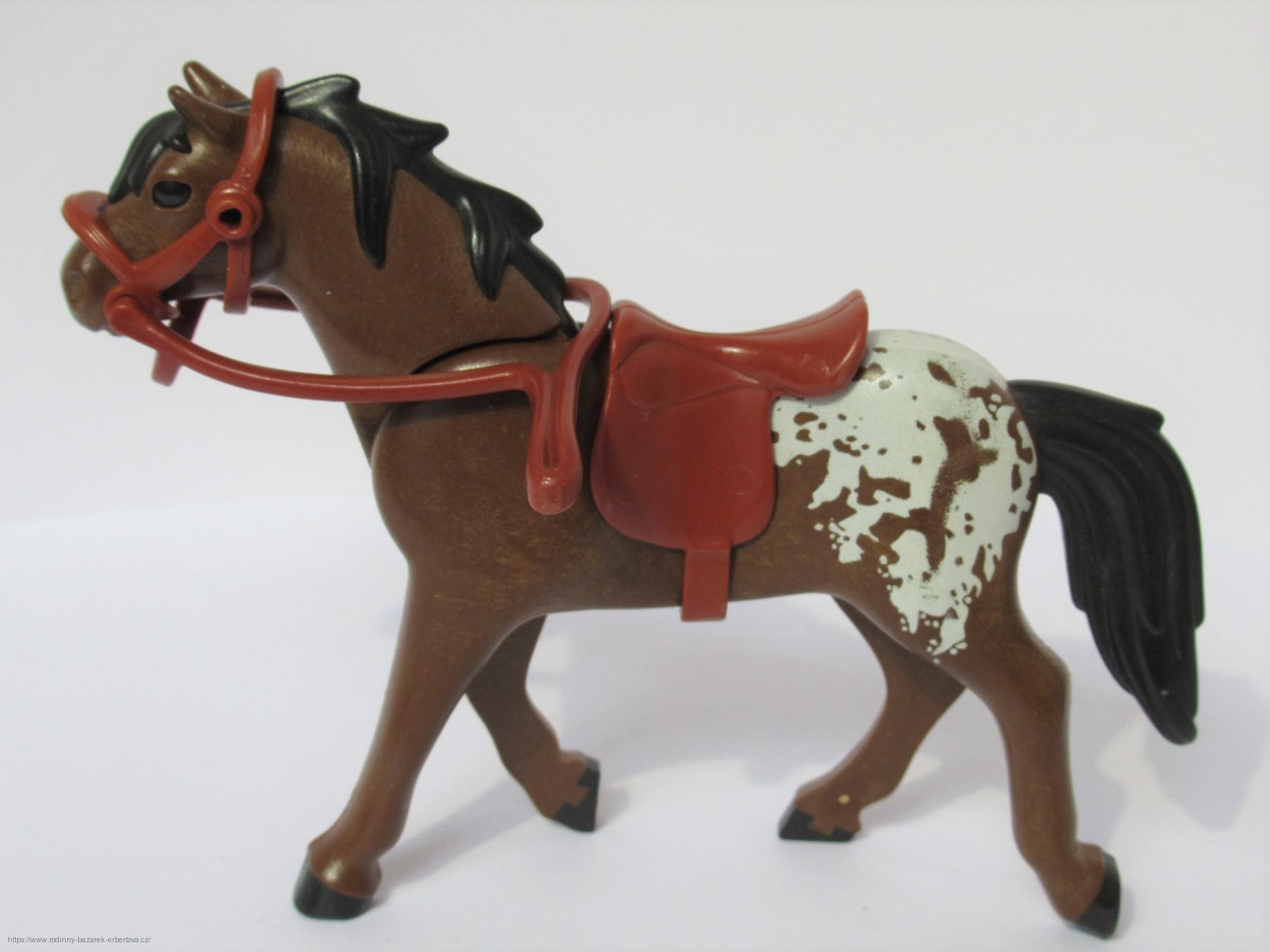 PLAYMOBIL Kůń + Žokejka