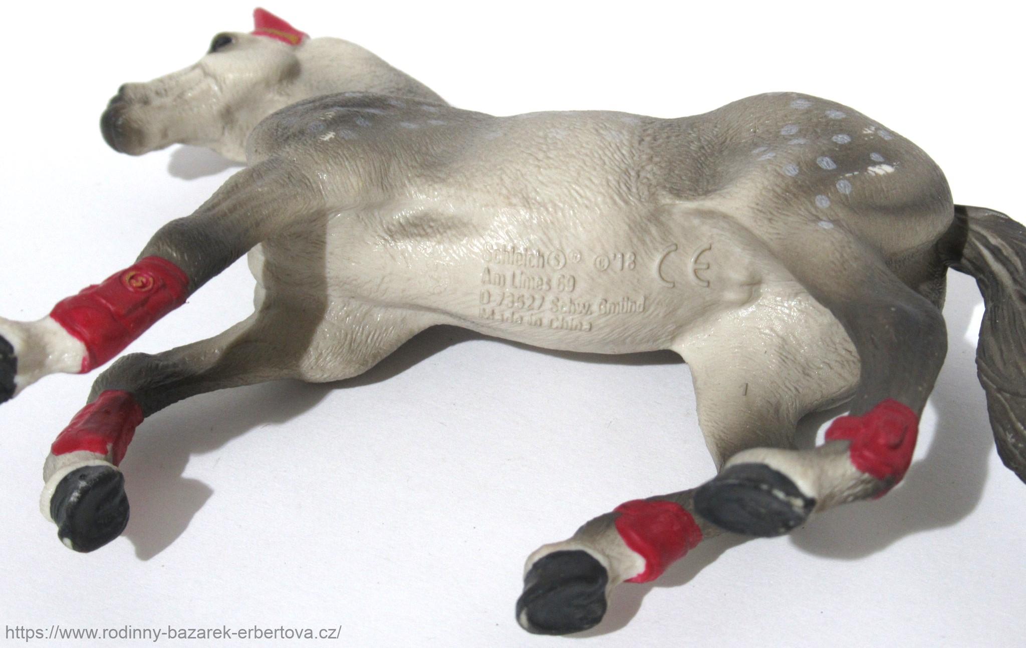 SCHLEICH figurka zvíře Kůň klisna 10/13 cm