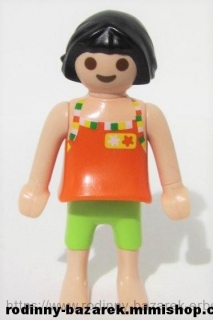 PLAYMOBIL figurka dítě bosá holčička Holka černovláska tričko kraťasy