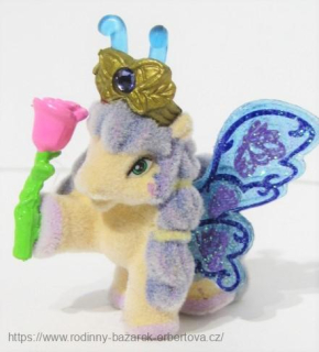 Simba FILLY kůň koníček Poník křídla Butterfly / Motýl hříbě