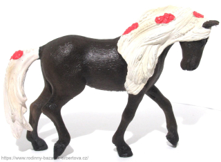 SCHLEICH figurka zvíře Kůň klisna 10/13 cm