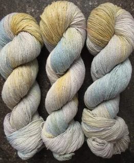 Set 300g / 1200m 50% buretové hedvábí / 40% vlna / 10% viskóza šedá modrá žlutá aj.