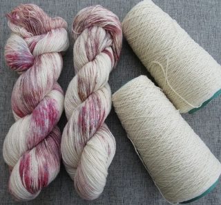 Set 400g / 2000m Italská příze 50% vlna 20% hedvábí 30% polyamid růžová fialová mix.