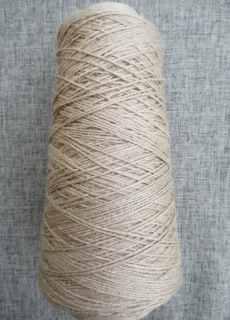 100g / 400m Italská Příze 50% Hedvábí 50% vlna French vanilla